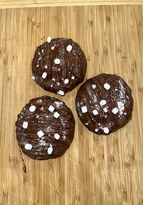 Peppermint bark cupcakes with candy cane pieces